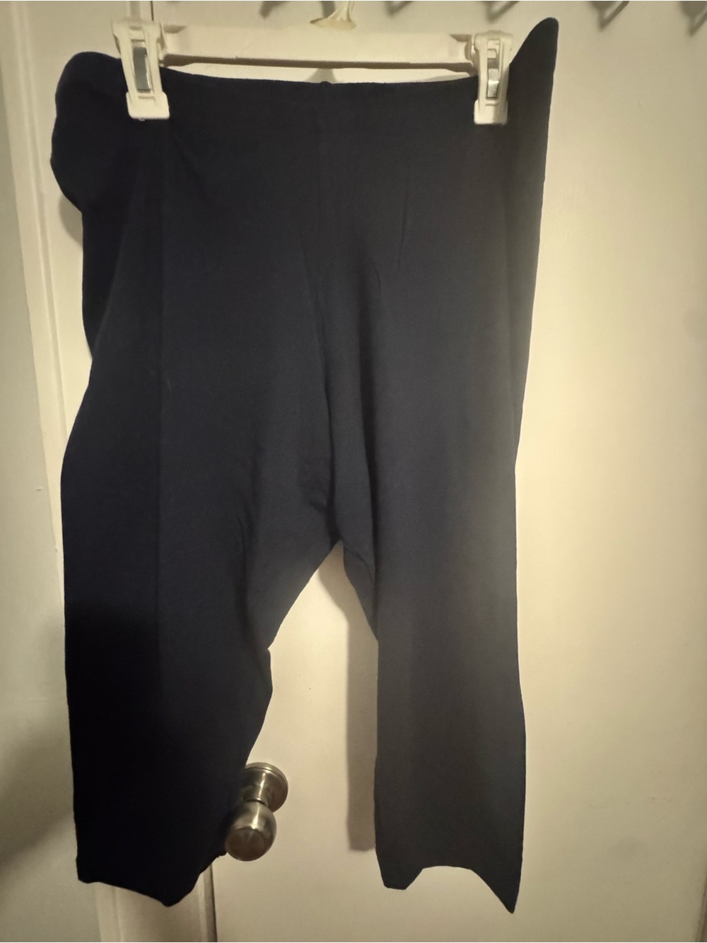 Old Navy Black Capri Pants